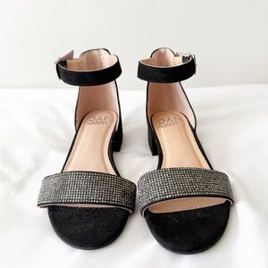 Madden NYC Black Ankle Strap Sandals